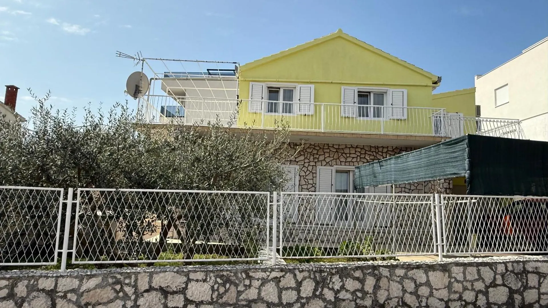 Apartments Petar - Parking And Seaview Trogir