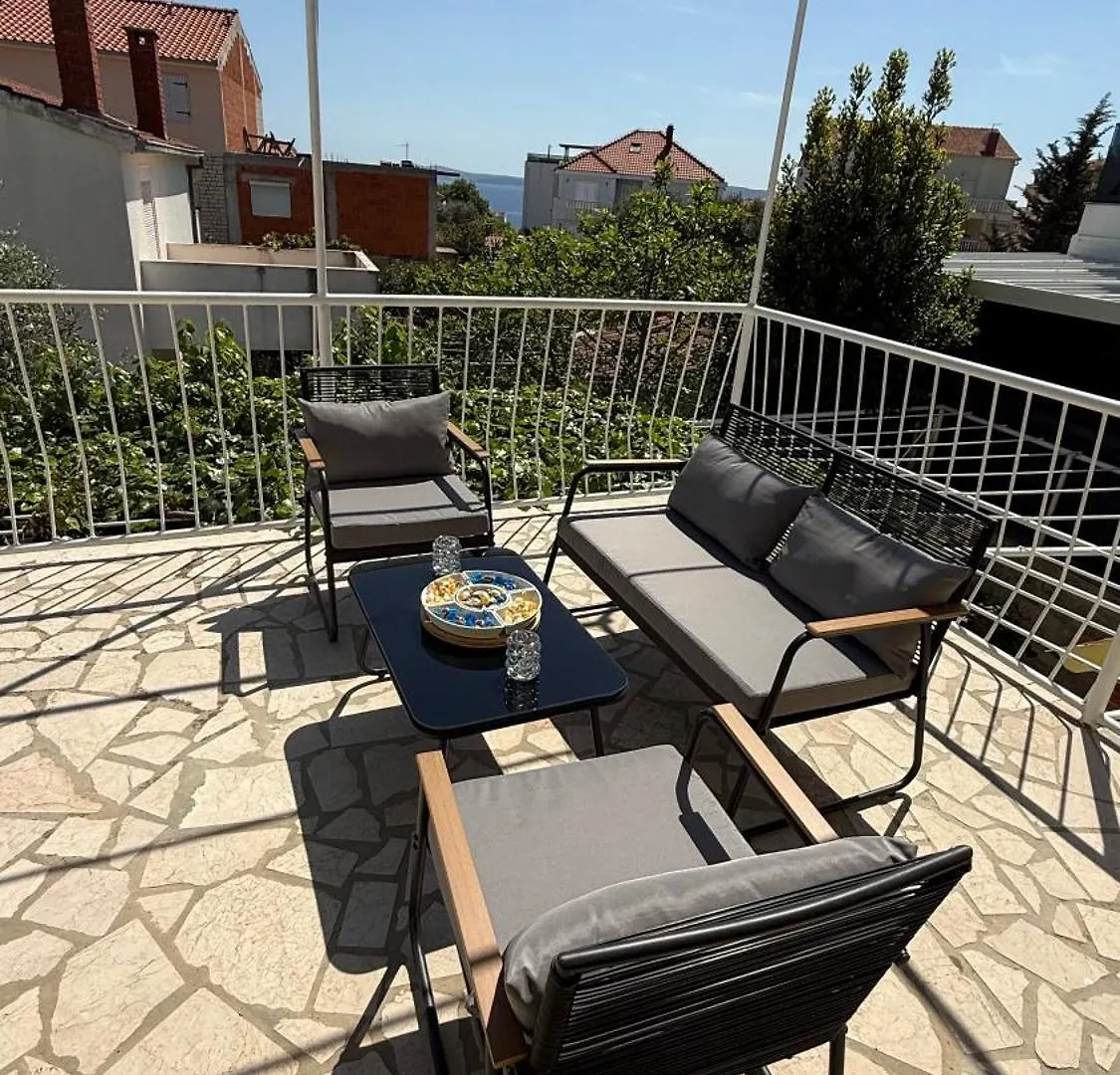 Apartments Petar - Parking And Seaview Trogir