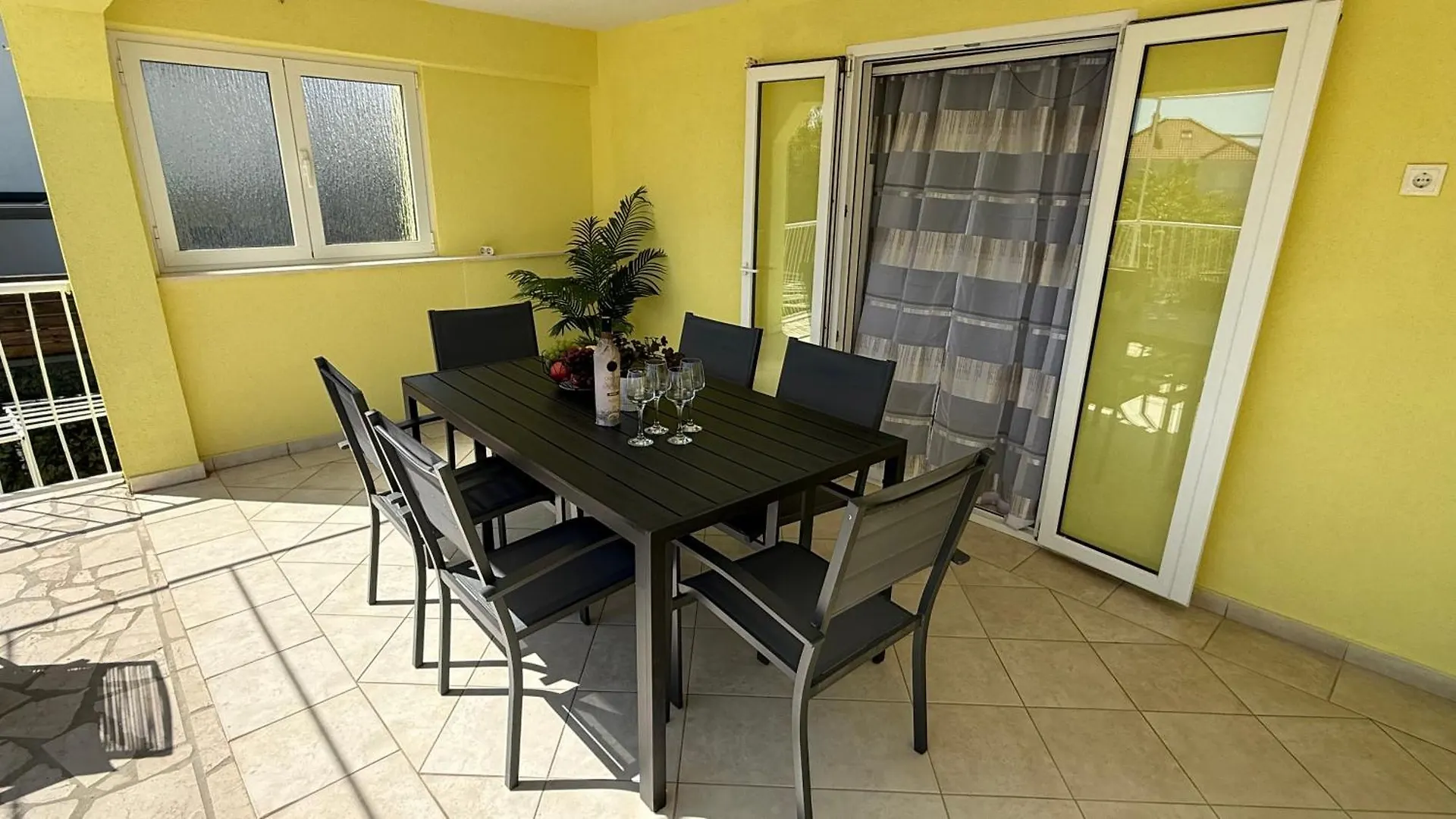 Apartments Petar - Parking And Seaview Trogir Croatia