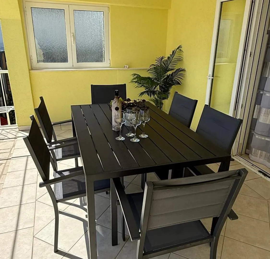 Apartments Petar - Parking And Seaview Trogir